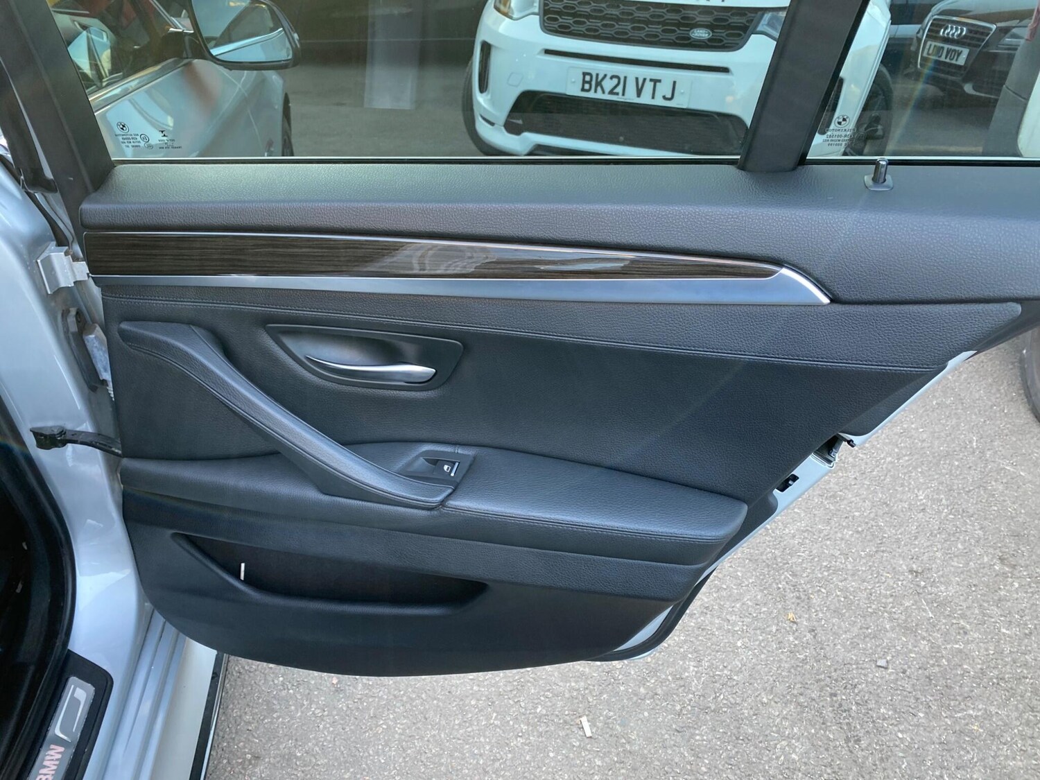 Used BMW 5 Series 2015 for sale - 78157365: Photo 32