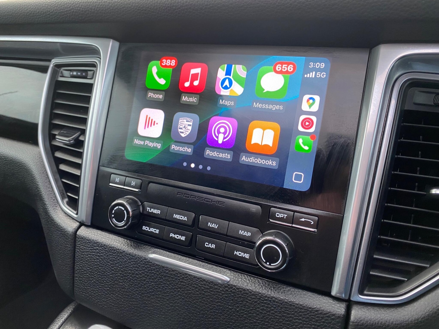 Used Porsche Macan 2018 for sale - 77091640: Photo 22