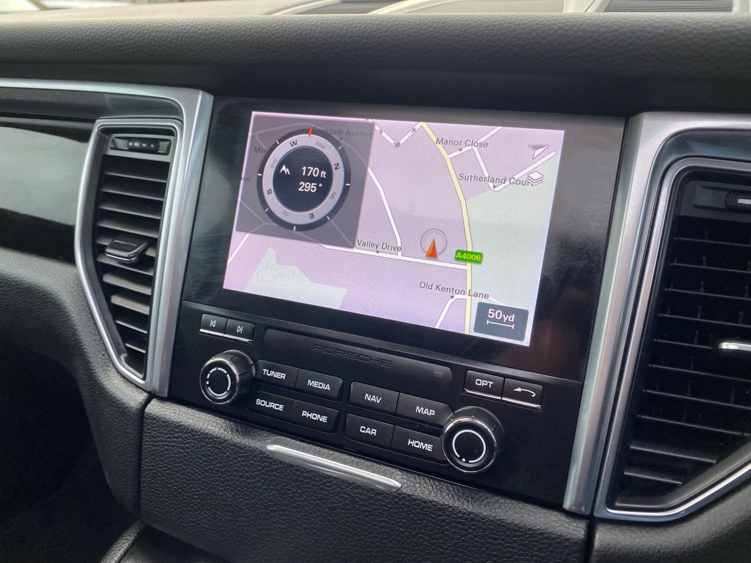 Used Porsche Macan 2018 for sale - 77091640: Photo 25