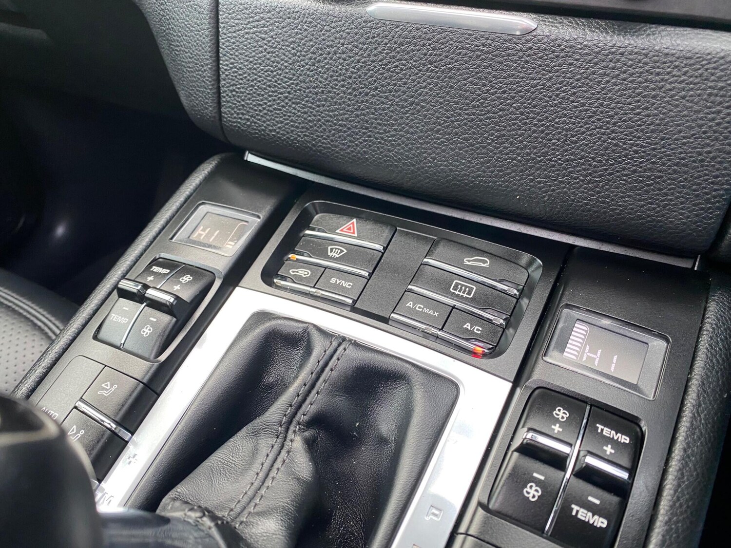 Used Porsche Macan 2018 for sale - 77091640: Photo 29