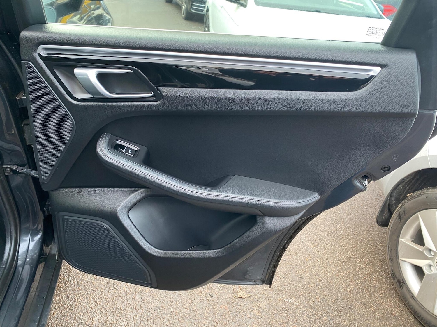 Used Porsche Macan 2018 for sale - 77091640: Photo 36