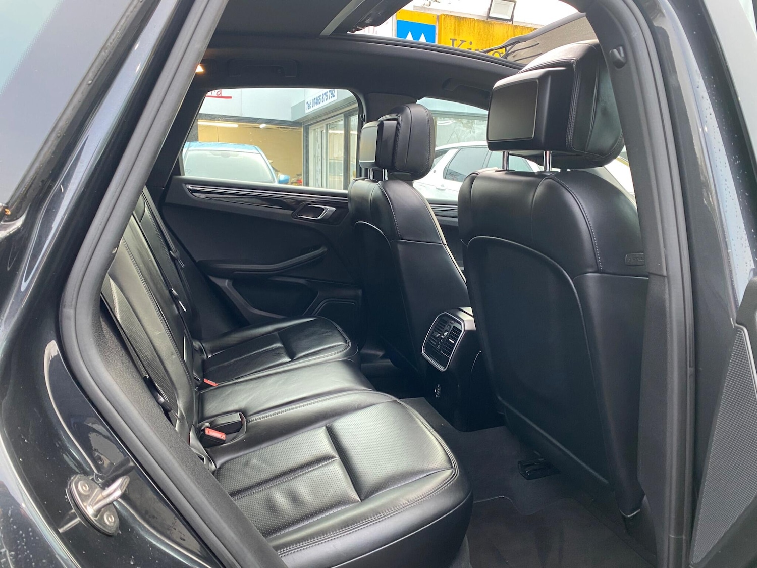 Used Porsche Macan 2018 for sale - 77091640: Photo 37