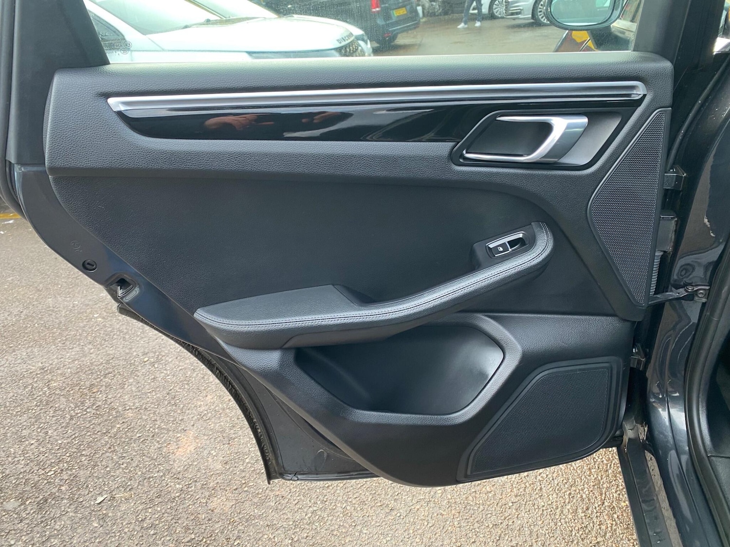 Used Porsche Macan 2018 for sale - 77091640: Photo 38