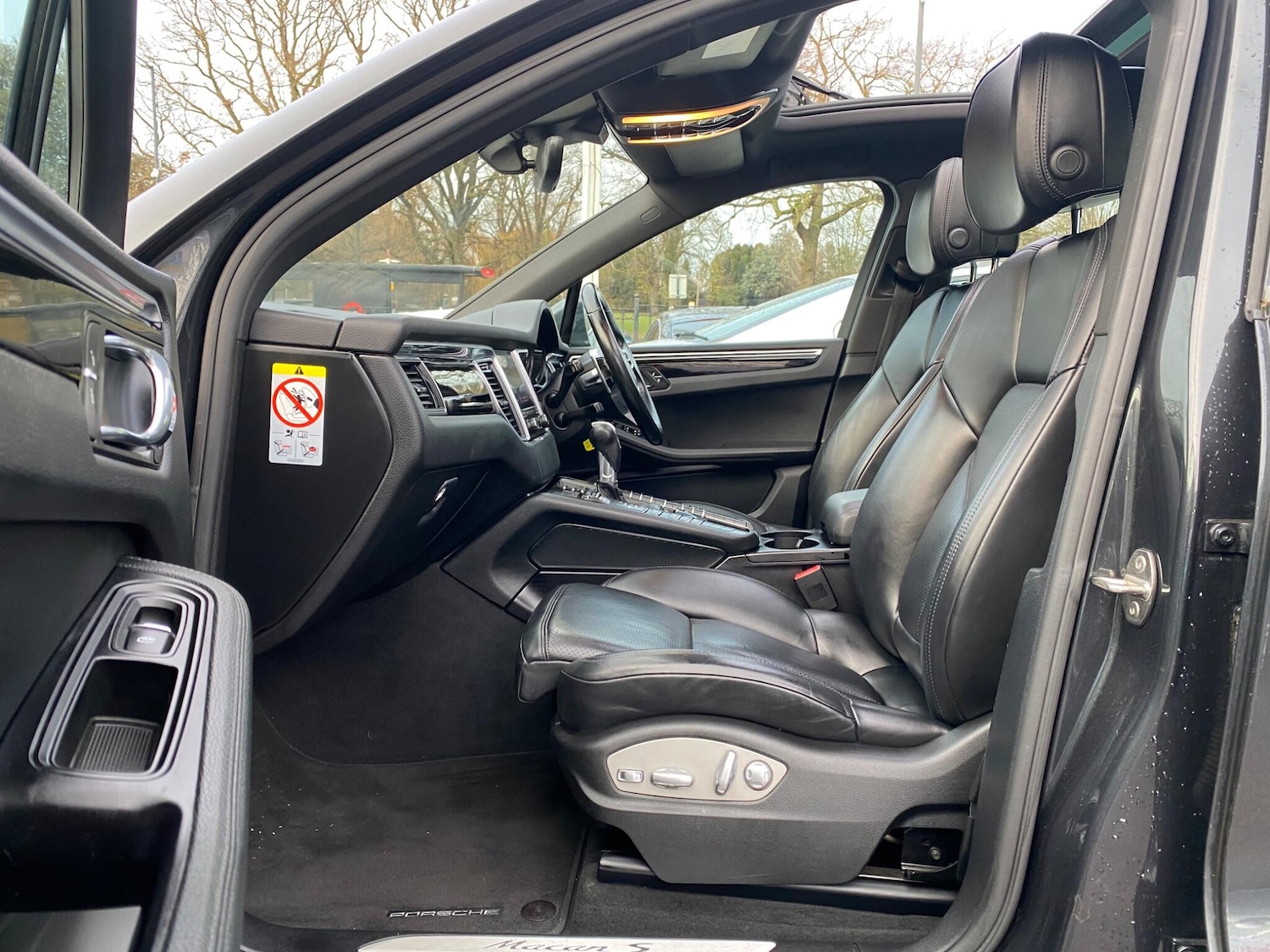 Used Porsche Macan 2018 for sale - 77091640: Photo 41