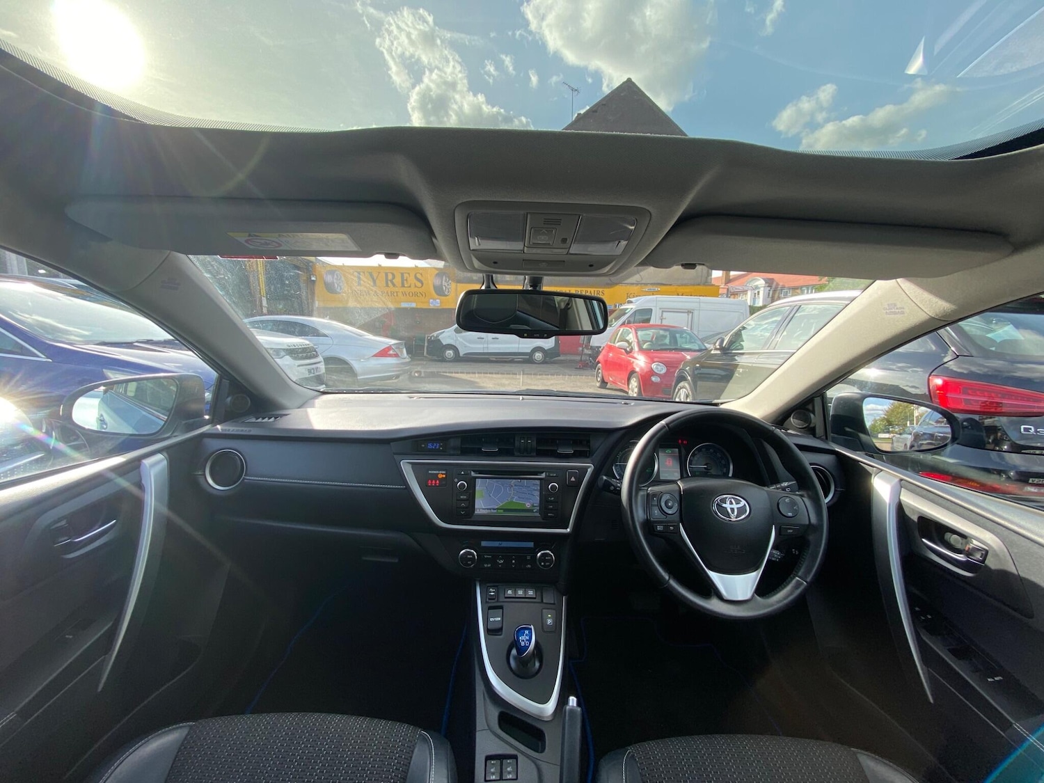 Used Toyota Auris 2014 for sale - 75964678: Photo 2