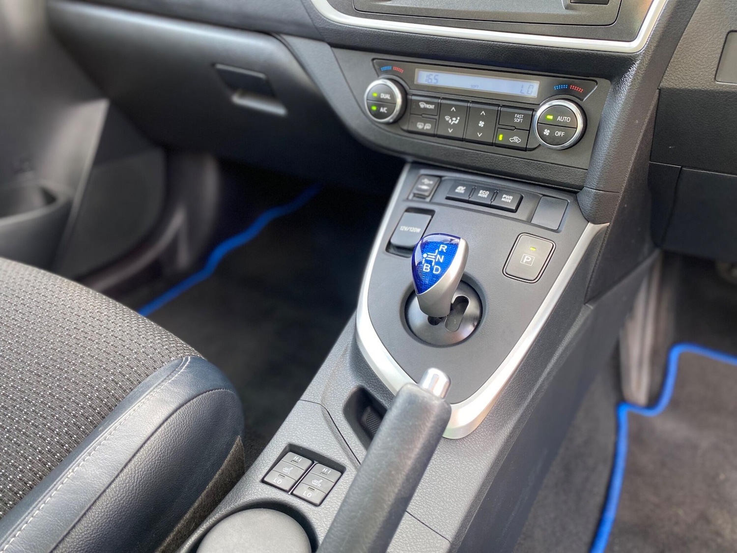 Used Toyota Auris 2014 for sale - 75964678: Photo 23