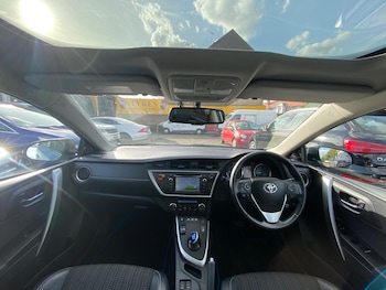 Used Toyota Auris 2014 for sale - 75964678: Photo