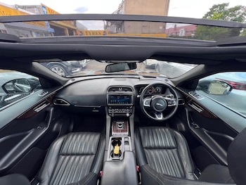 Used Jaguar F-Pace 2017 for sale - 79373773: Photo