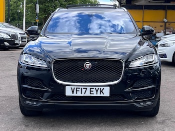 Used Jaguar F-Pace 2017 for sale - 79373773: Photo