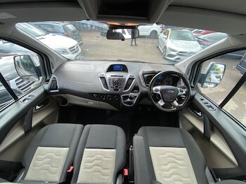 Used Ford Tourneo Custom 2017 for sale - 78684849: Photo