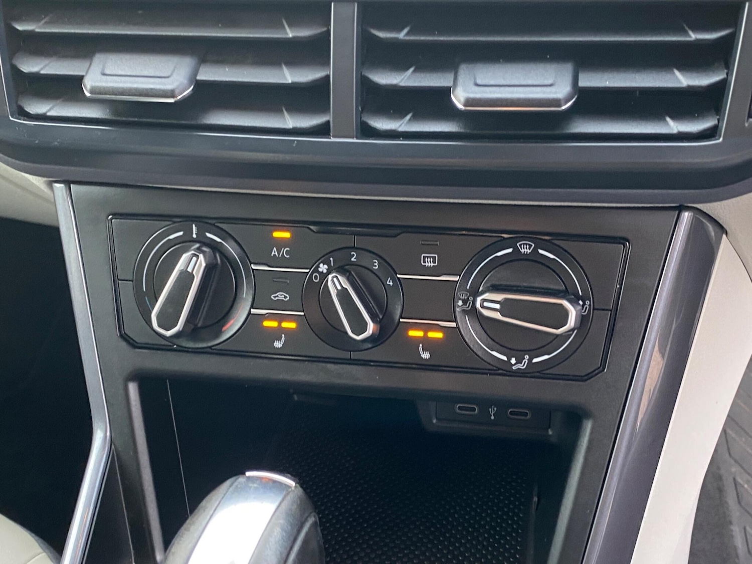 Used Volkswagen Polo for sale - 77883316: Photo 28