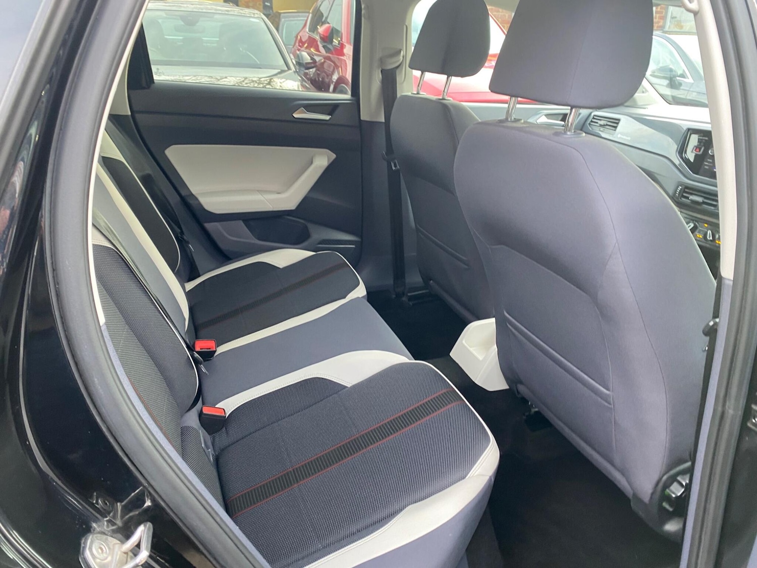 Used Volkswagen Polo for sale - 77883316: Photo 32