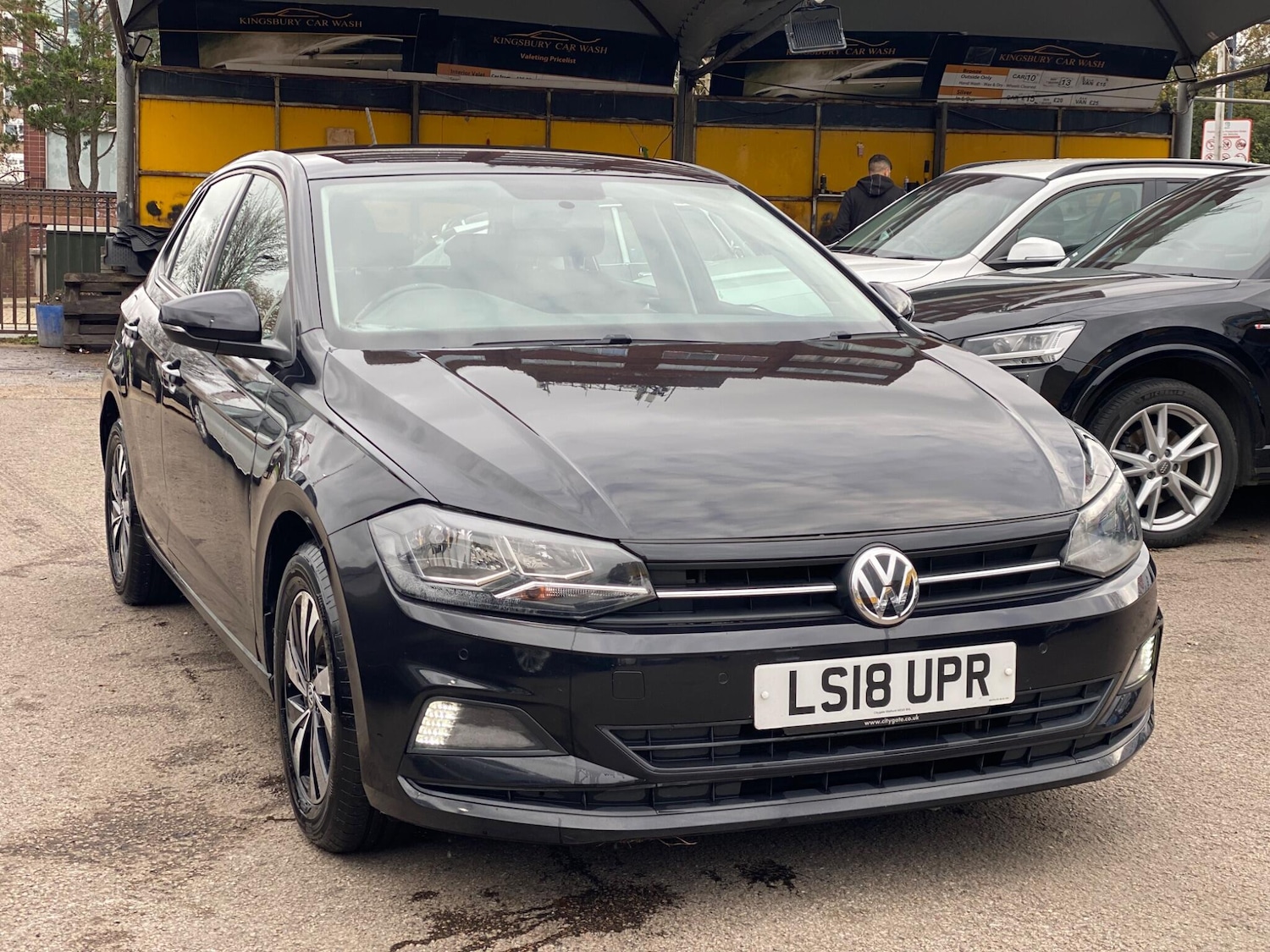 Used Volkswagen Polo 2018 for sale - 76522163: Photo 1