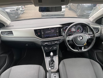 Used Volkswagen Polo 2018 for sale - 76522163: Photo