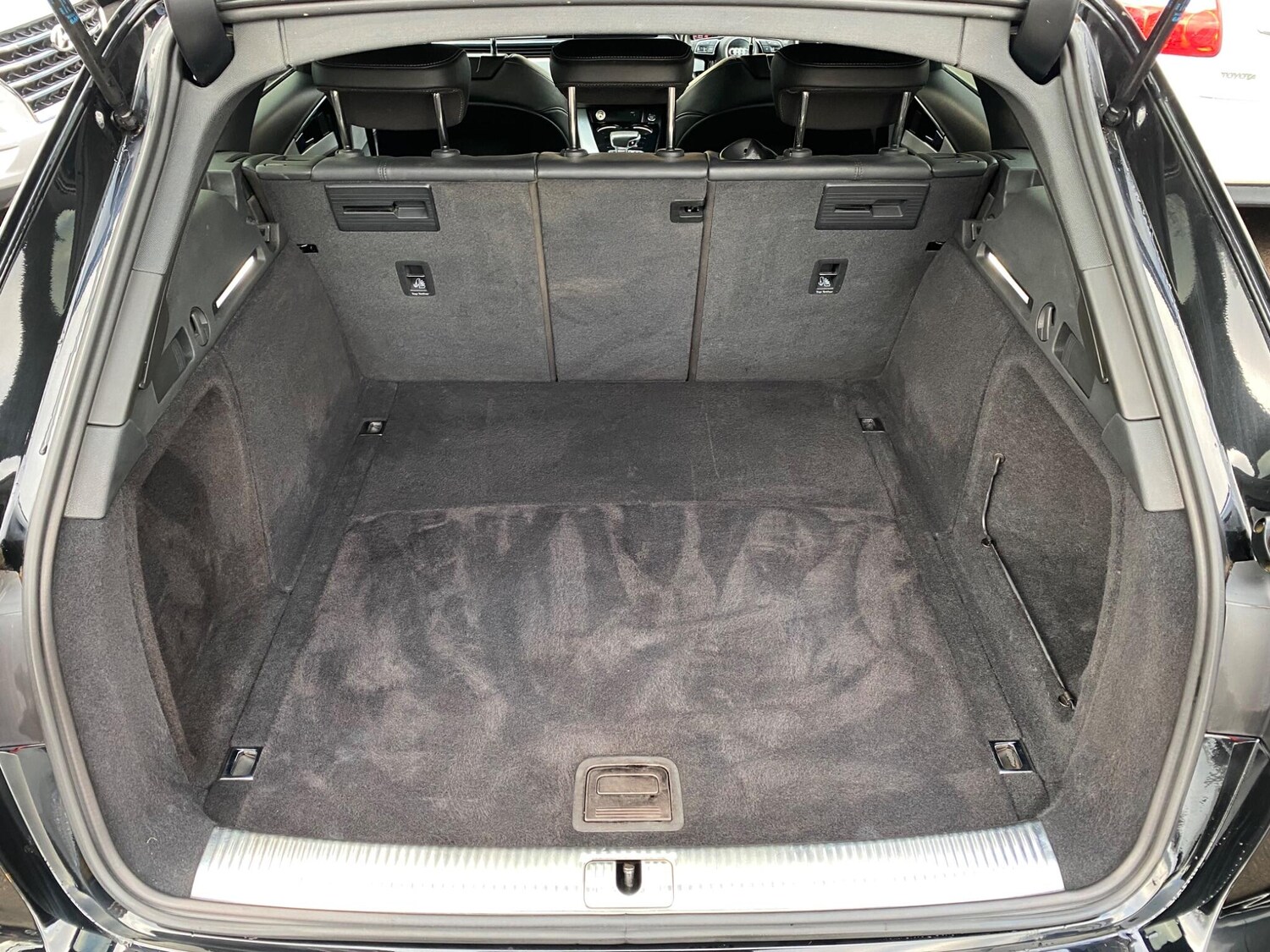 Used Audi A4 Avant 2020 for sale - 77314791: Photo 36