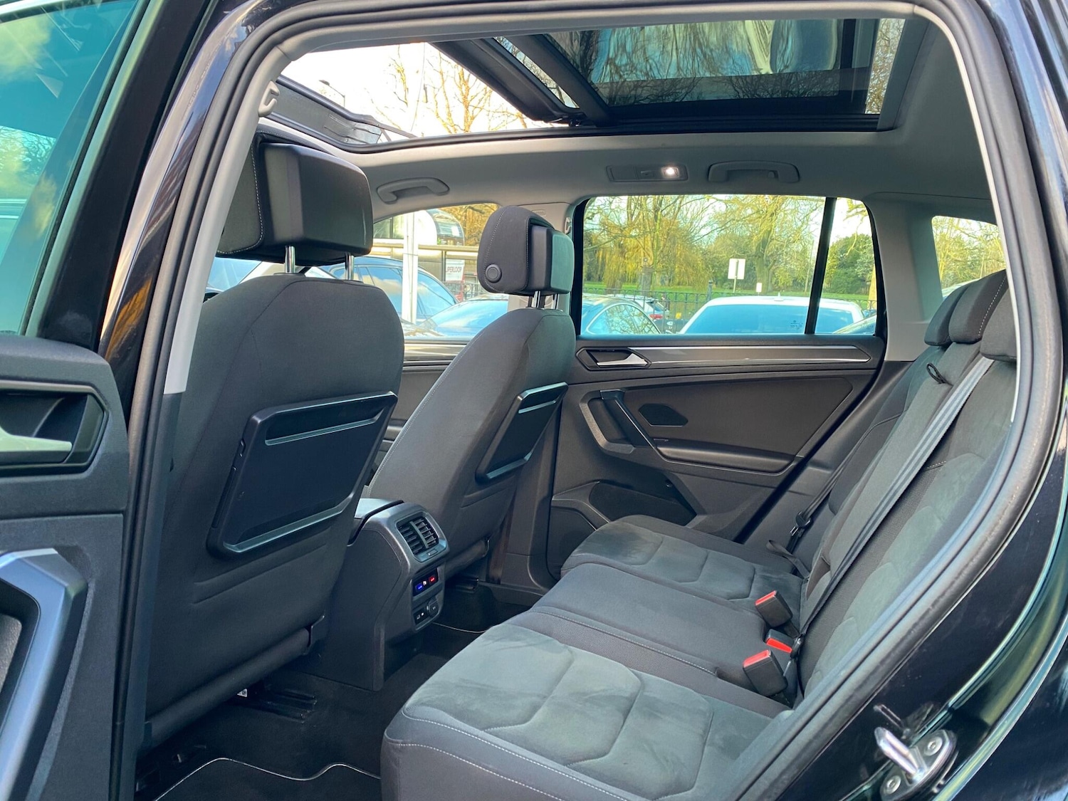 Used Volkswagen Tiguan 2019 for sale - 77015982: Photo 28