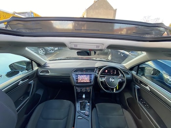 Used Volkswagen Tiguan 2019 for sale - 77015982: Photo