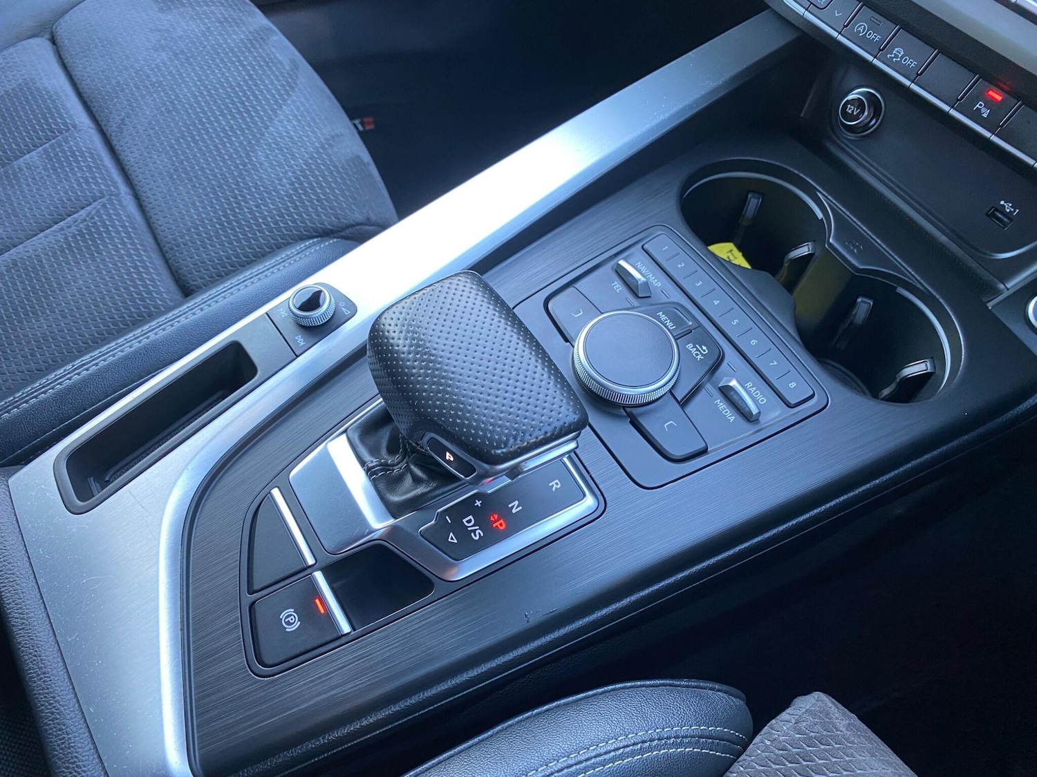 Used Audi A4 2017 for sale - 76886539: Photo 27