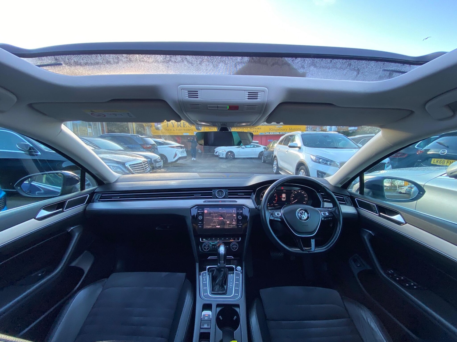 Used Volkswagen Passat 2019 for sale - 78019375: Photo 2