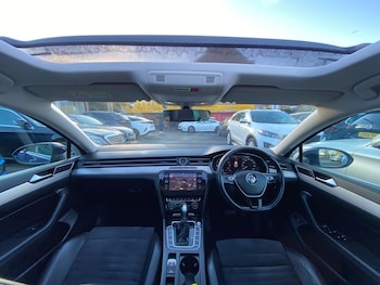 Used Volkswagen Passat 2019 for sale - 78019375: Photo