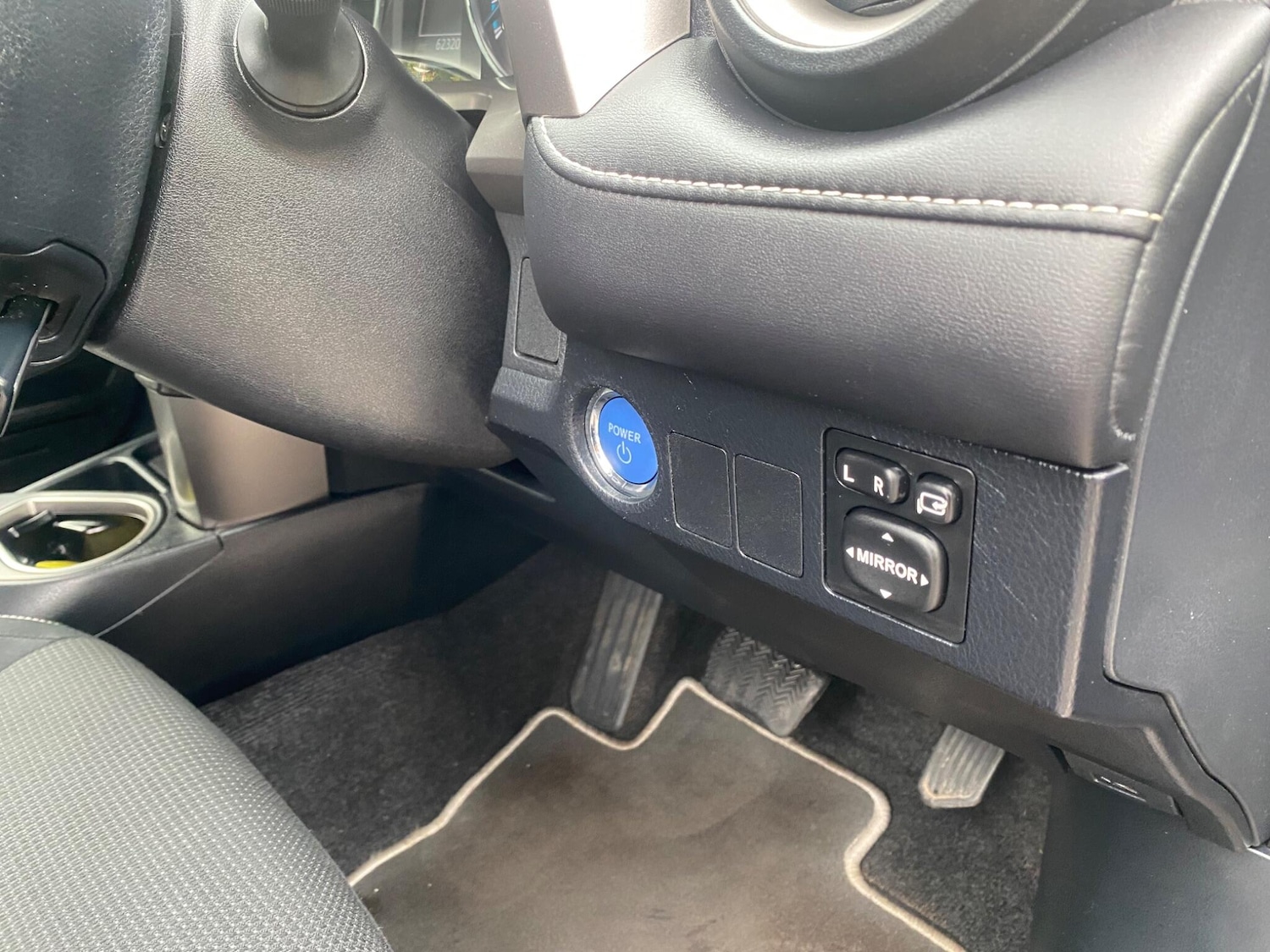 Used Toyota RAV4 2016 for sale - 76226382: Photo 19