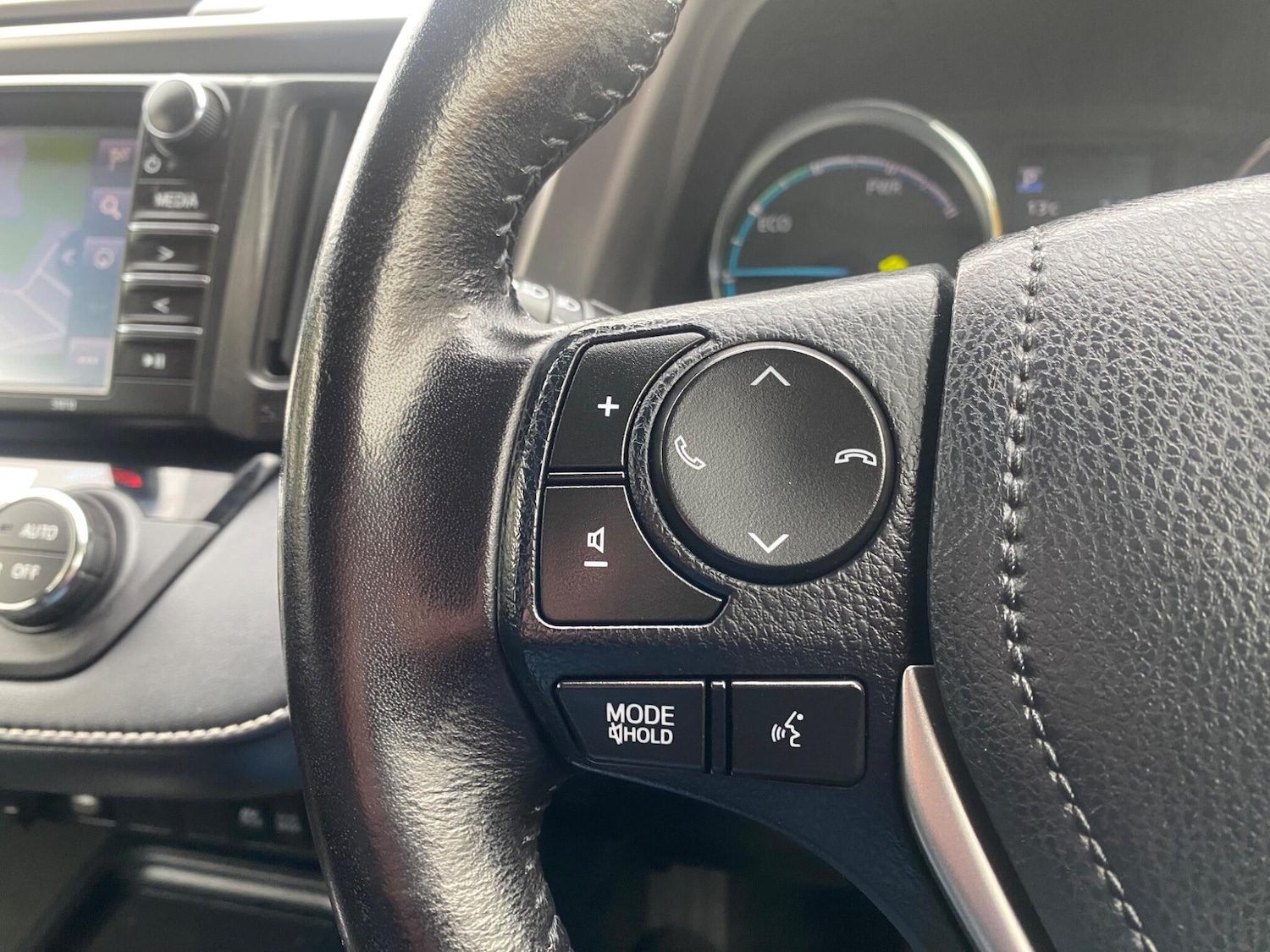 Used Toyota RAV4 2016 for sale - 76226382: Photo 20