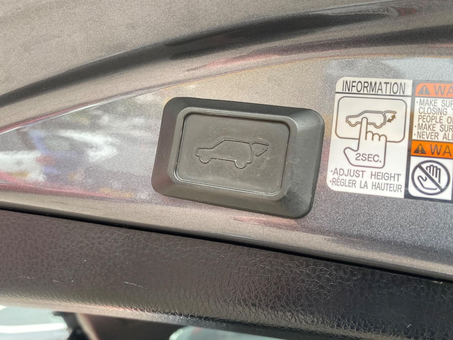 Used Toyota RAV4 2016 for sale - 76226382: Photo 30