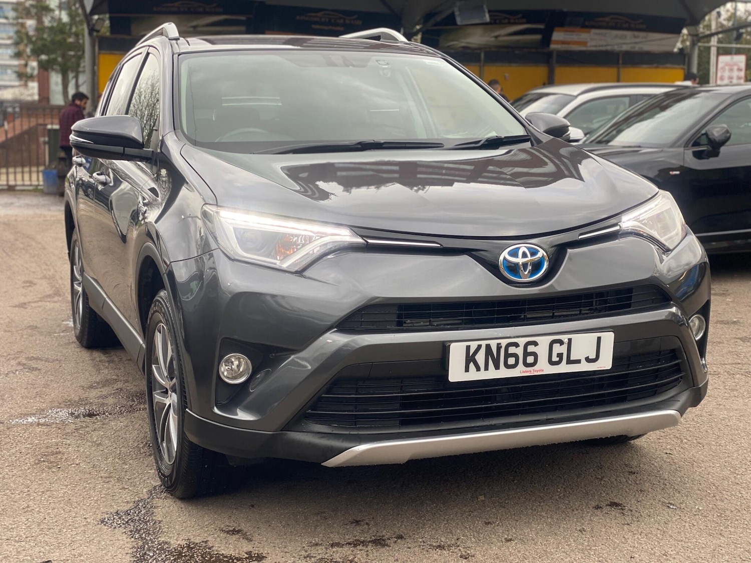 Used Toyota RAV4 2016 for sale - 76226382: Photo 5