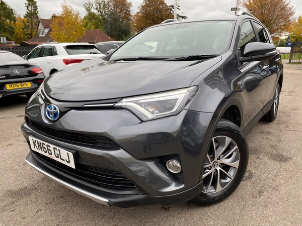 Used Toyota RAV4 2016 for sale - 76226382: Photo 8