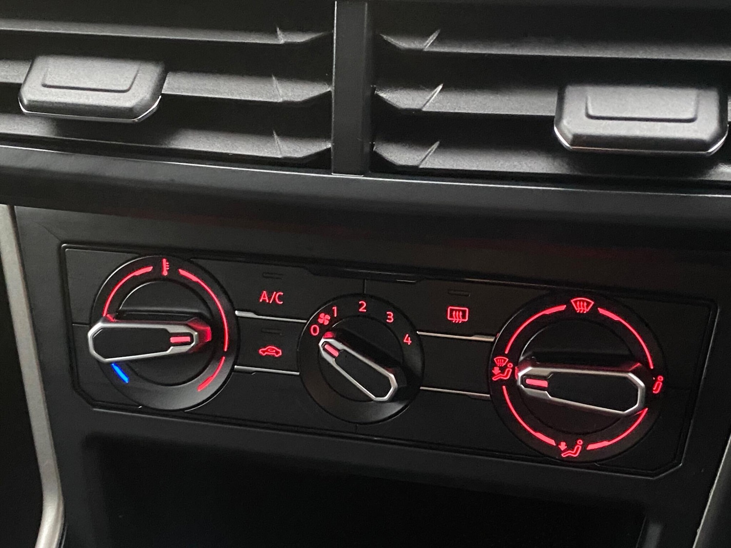 Used Volkswagen Polo 2019 for sale - 77191245: Photo 12