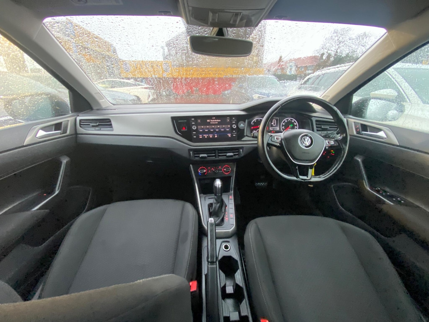 Used Volkswagen Polo 2019 for sale - 77191245: Photo 2