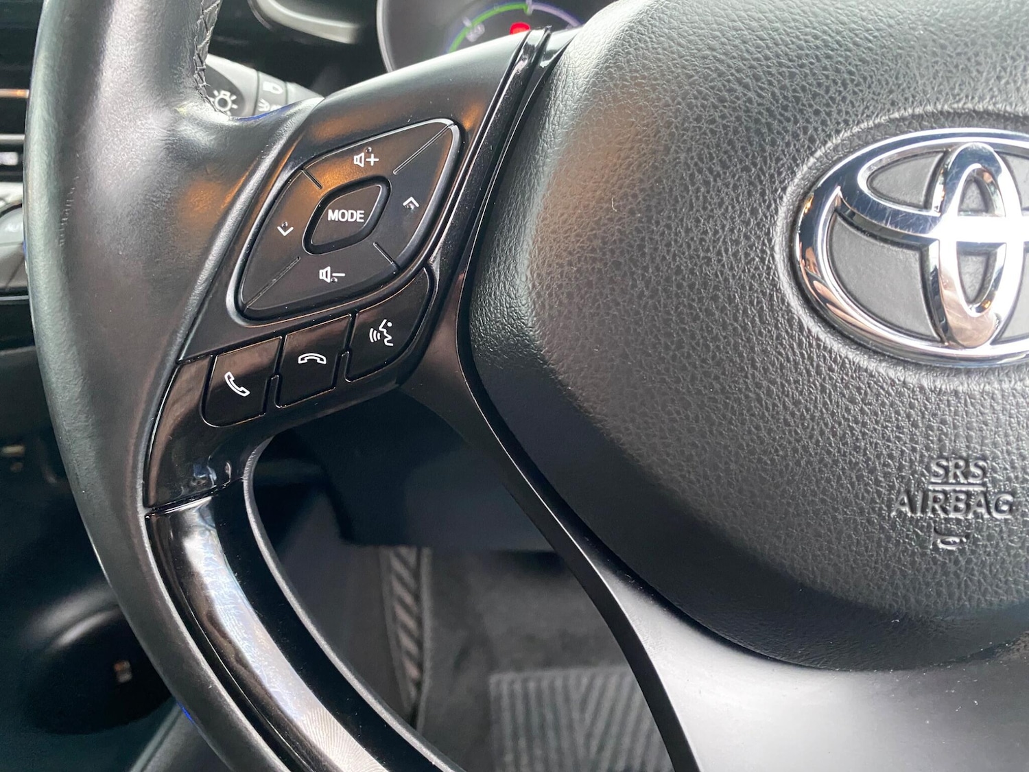 Used Toyota C-HR 2018 for sale - 77143565: Photo 17