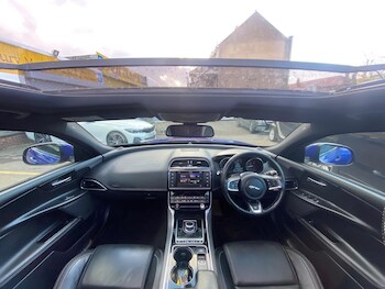 Used Jaguar XE 2016 for sale - 78058798: Photo