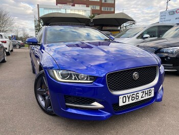 Used Jaguar XE 2016 for sale - 78058798: Photo