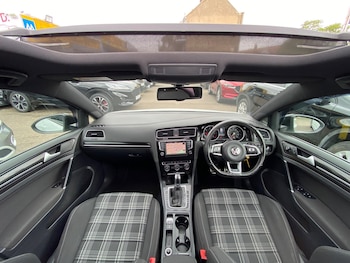 Used Volkswagen Golf 2016 for sale - 78622917: Photo