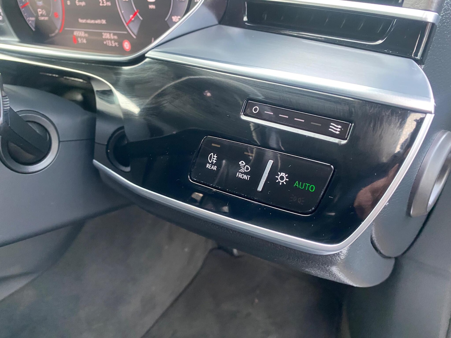 Used Audi A8 2019 for sale - 76850334: Photo 37