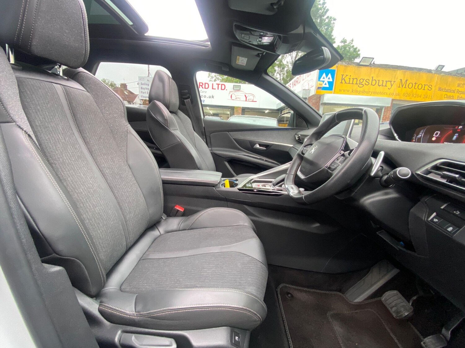 Used Peugeot 3008 2020 for sale - 75965236: Photo 15