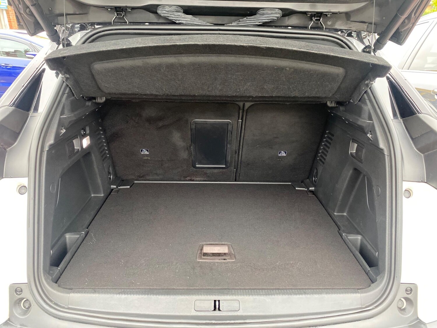 Used Peugeot 3008 2020 for sale - 75965236: Photo 23