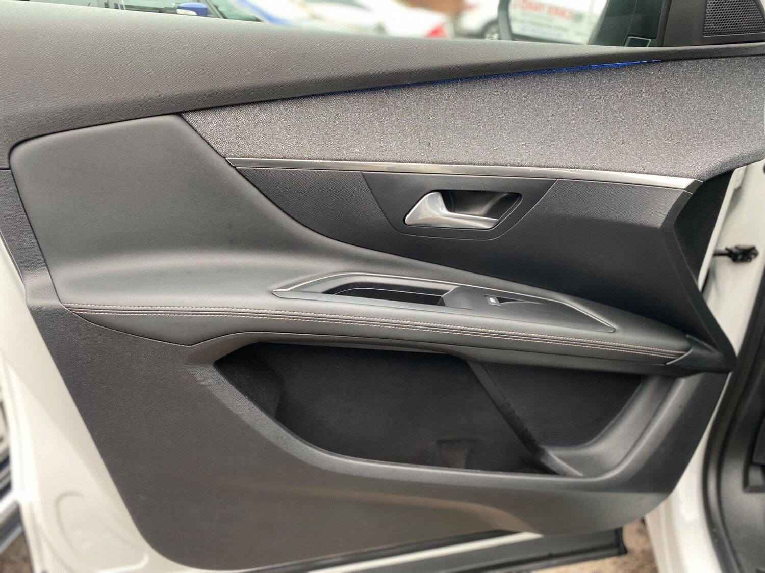 Used Peugeot 3008 2020 for sale - 75965236: Photo 25