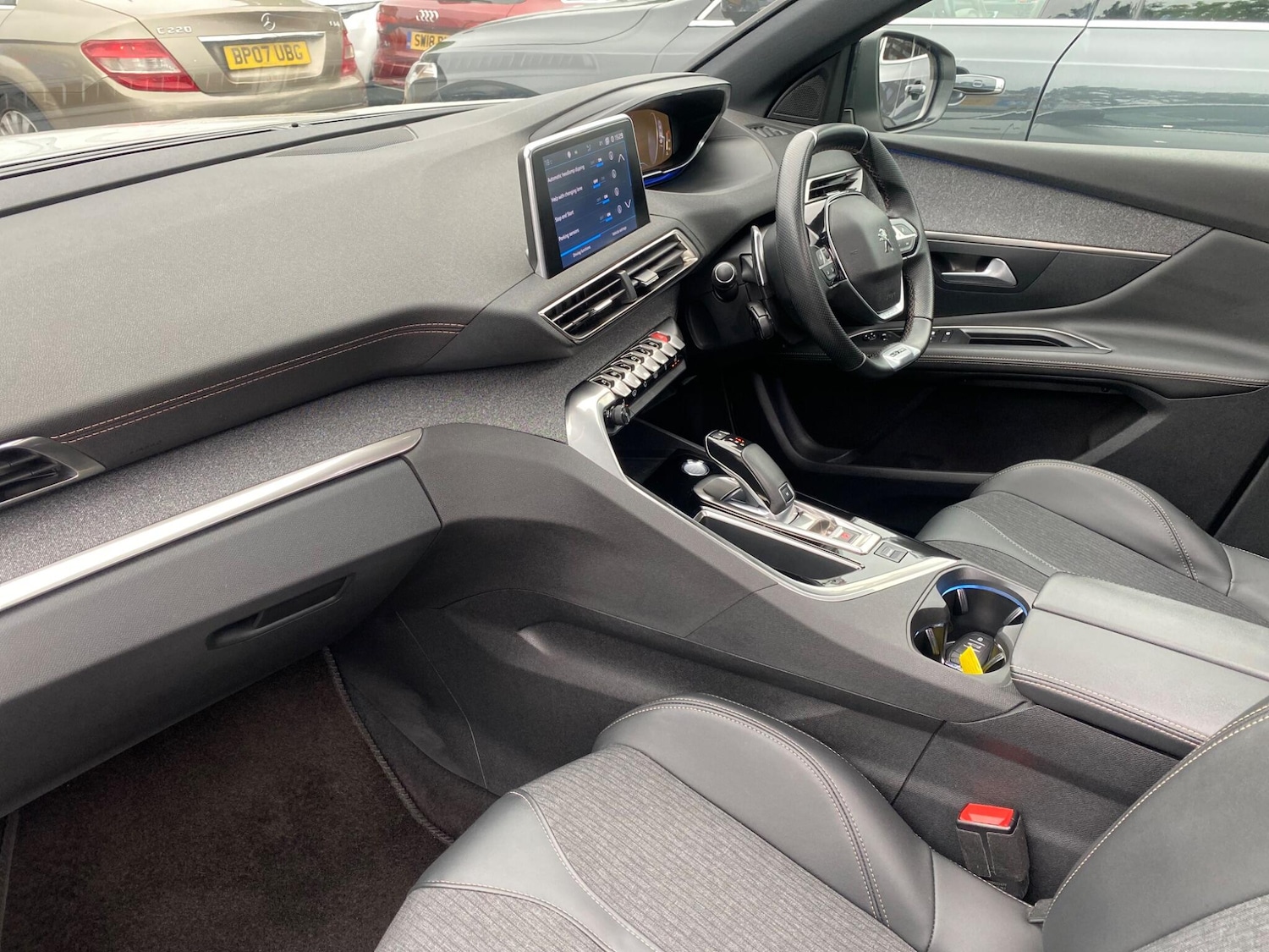 Used Peugeot 3008 2020 for sale - 75965236: Photo 30