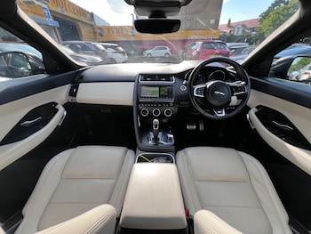 Used Jaguar E-Pace 2019 for sale - 79180770: Photo