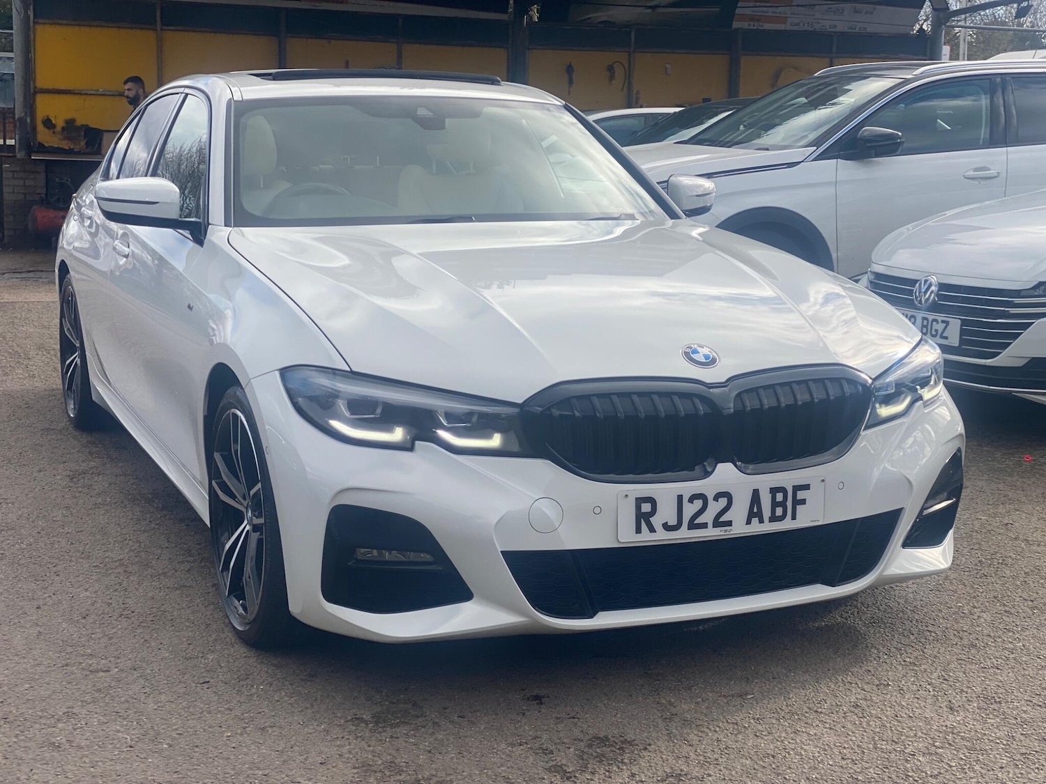 Used BMW 3 Series 2022 for sale - 77658393: Photo 1