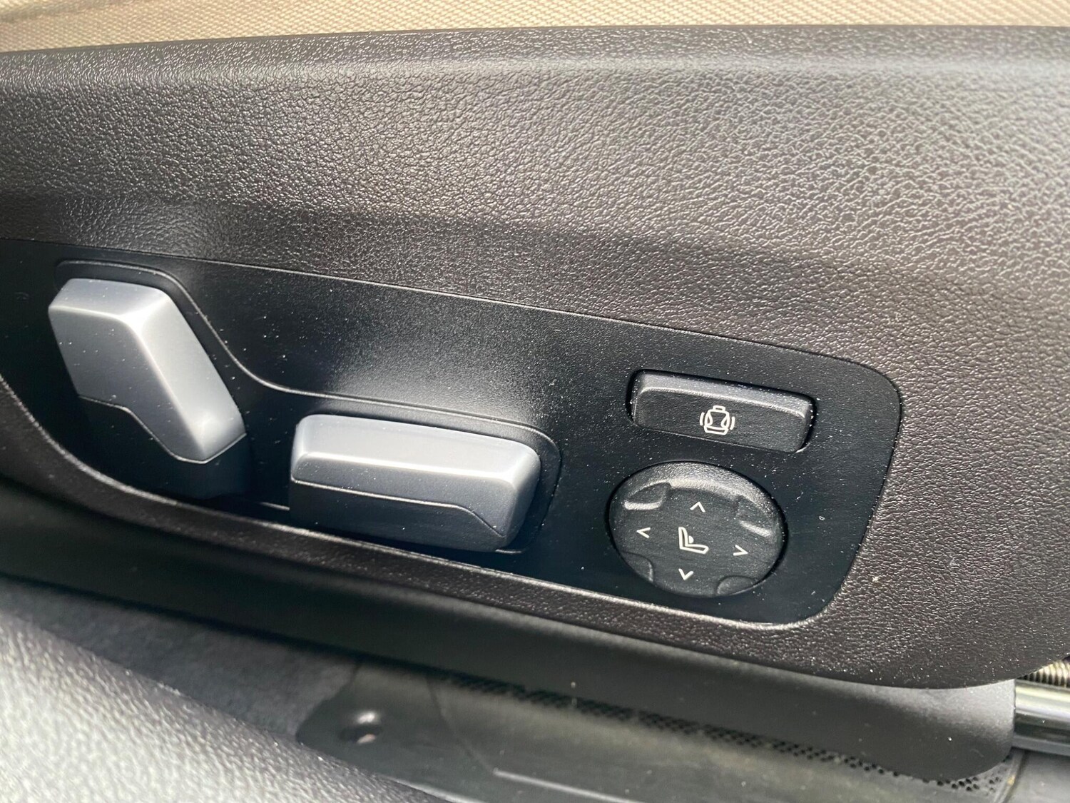 Used BMW 3 Series 2022 for sale - 77658393: Photo 32