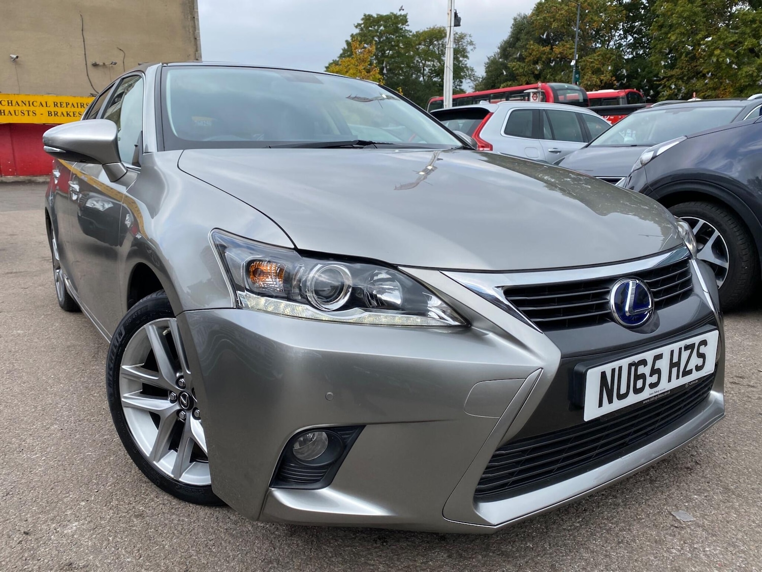 Used Lexus CT 2015 for sale - 76213845: Photo 1