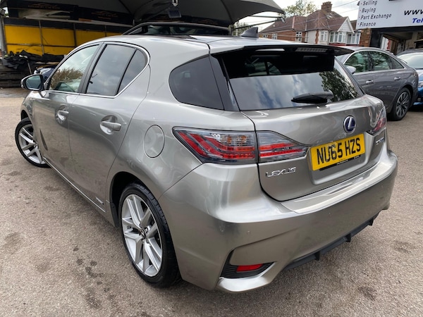 Used Lexus CT 2015 for sale - 76213845: Photo 11