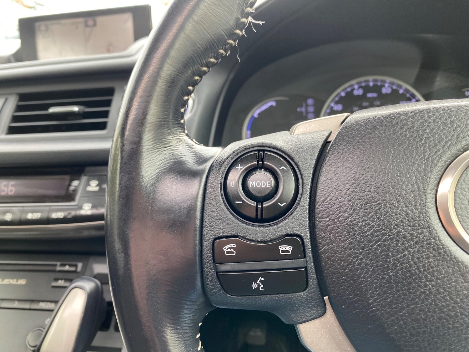 Used Lexus CT 2015 for sale - 76213845: Photo 29