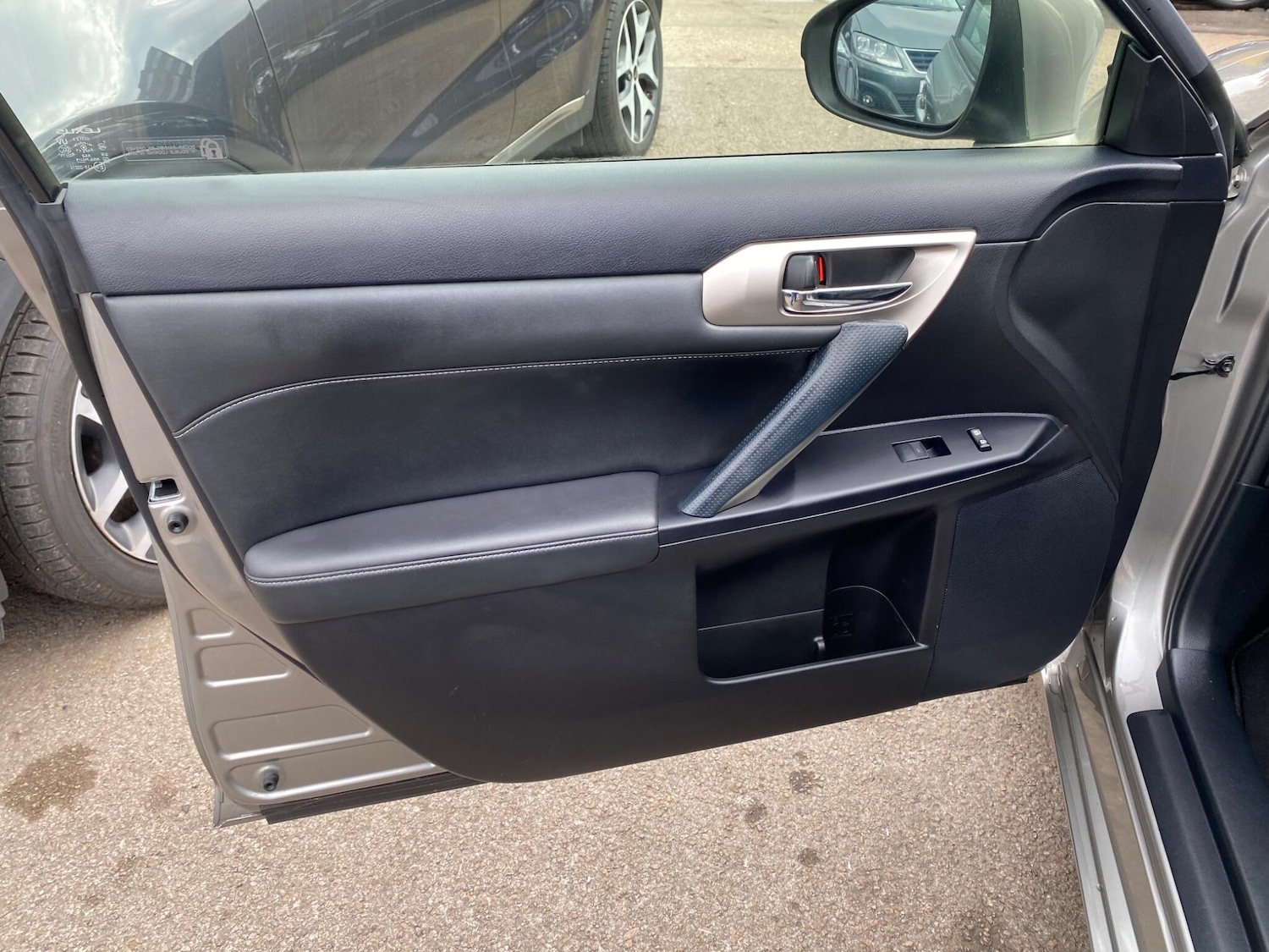 Used Lexus CT 2015 for sale - 76213845: Photo 35