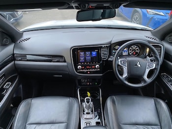 Used Mitsubishi Outlander 2020 for sale - 77279838: Photo