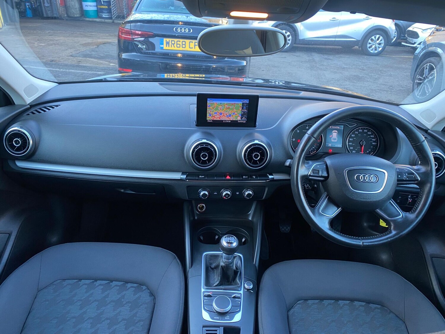 Used Audi A3 2015 for sale - 76752854: Photo 2