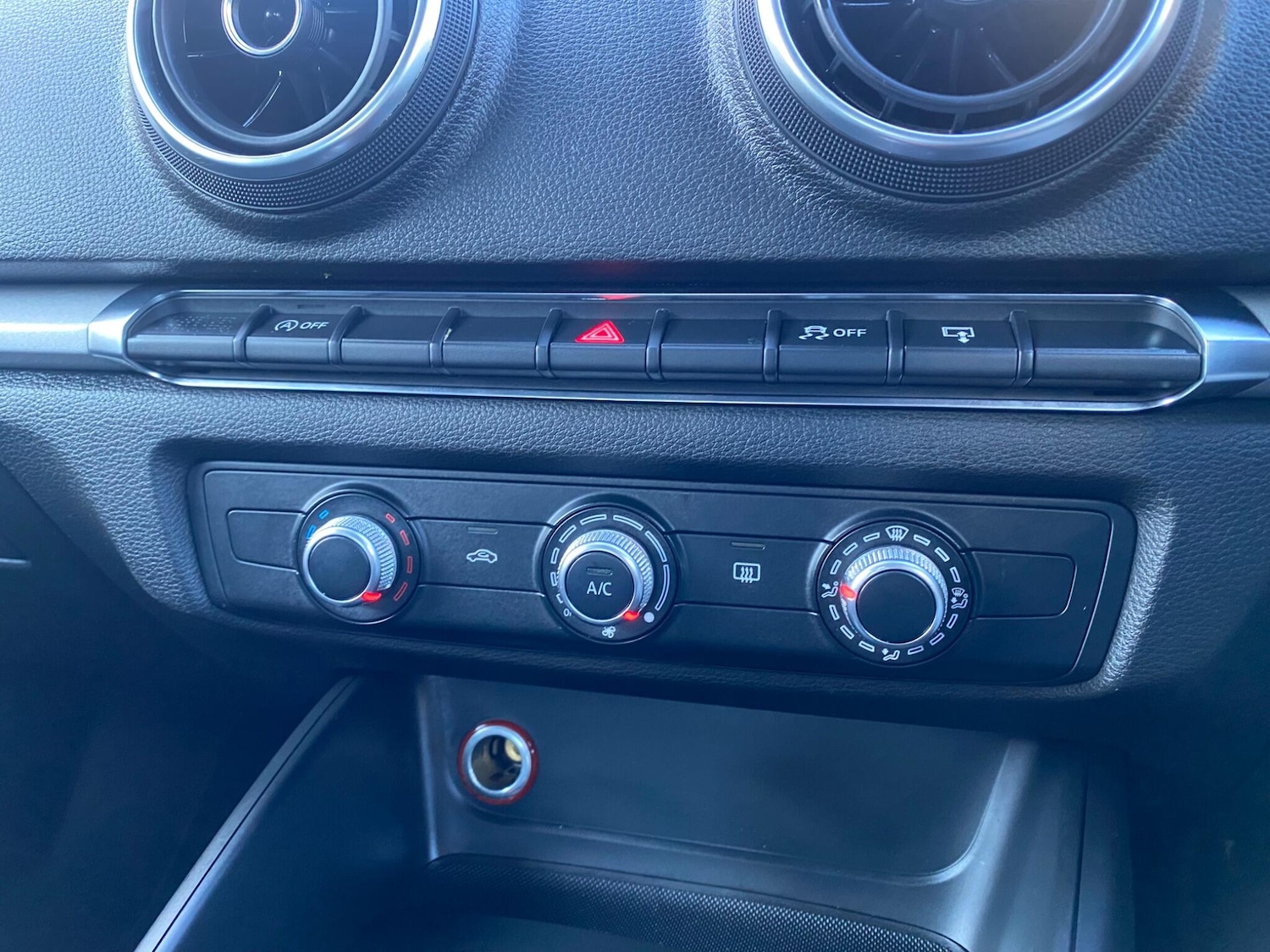 Used Audi A3 2015 for sale - 76752854: Photo 22